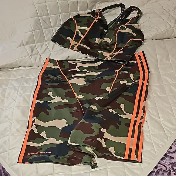 Adidas Ivy Park Camouflage Sports Set - Picture 4 of 6